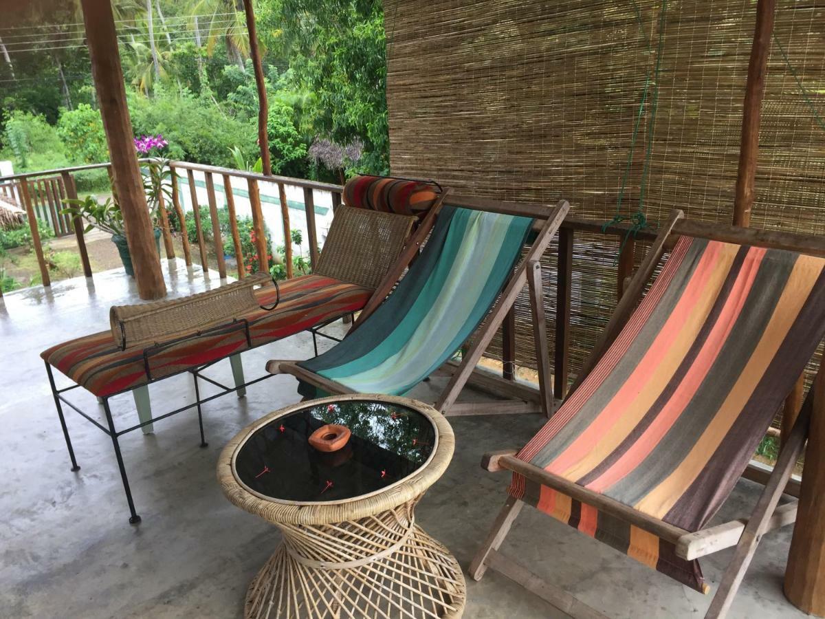 Blue Skies Guest House And Restaurant Tangalle Exterior foto
